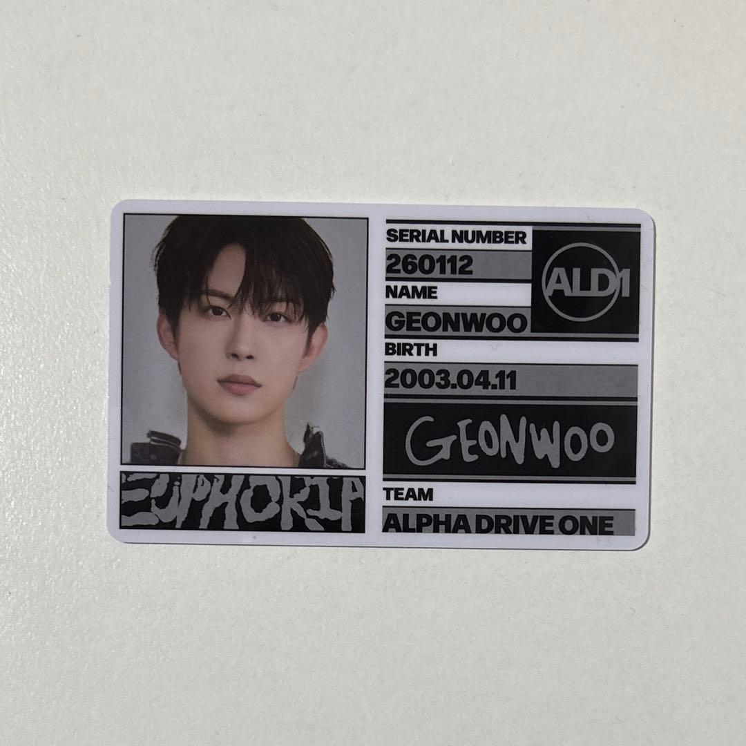 ALPHA DRIVE ONE ゴヌ トレカ - メルカリ