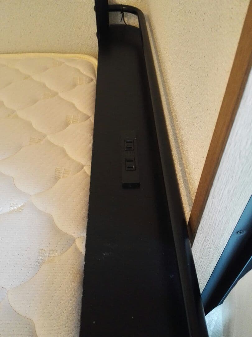 美品シングルベッド