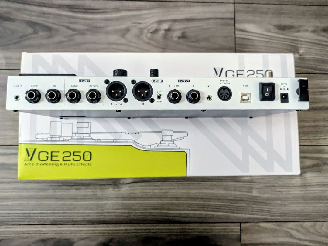 【美品】MOOER VGE250 ギターエフェクター 本体