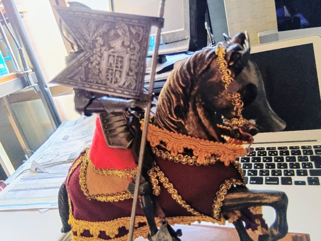 【岡部】ドン・キホーテとロシナンテの金属+木工？製置物