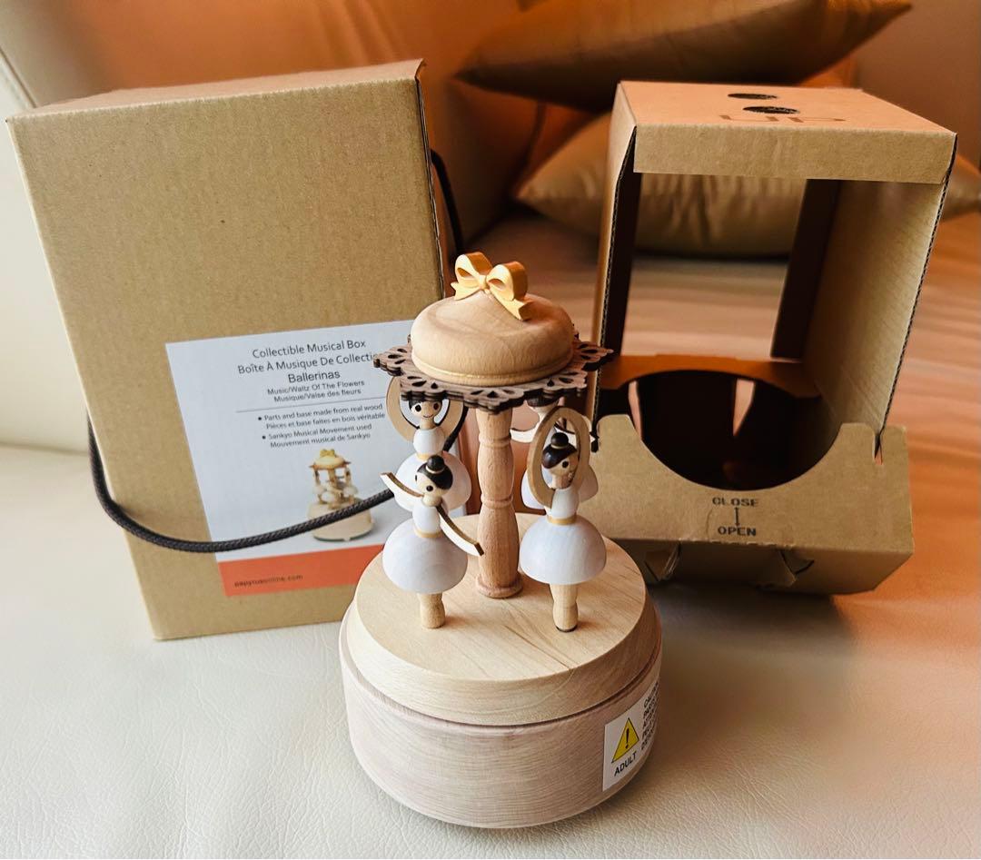 新品、wonderful lifeのハンドメイドの木製オルゴール、バレエ