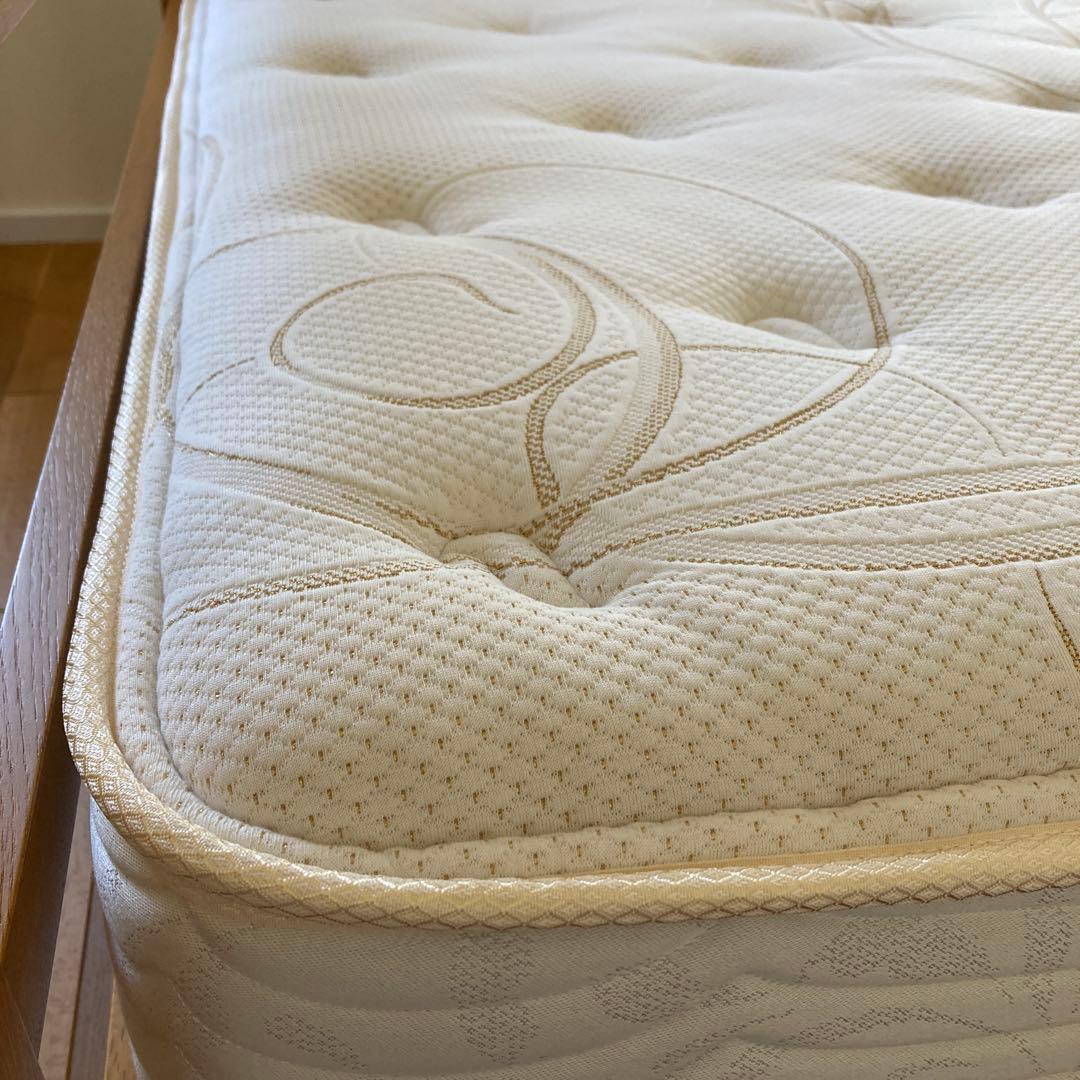 【shioriono＊断捨離中＊ 様　お取置き】シモンズ　ダブルサイズ