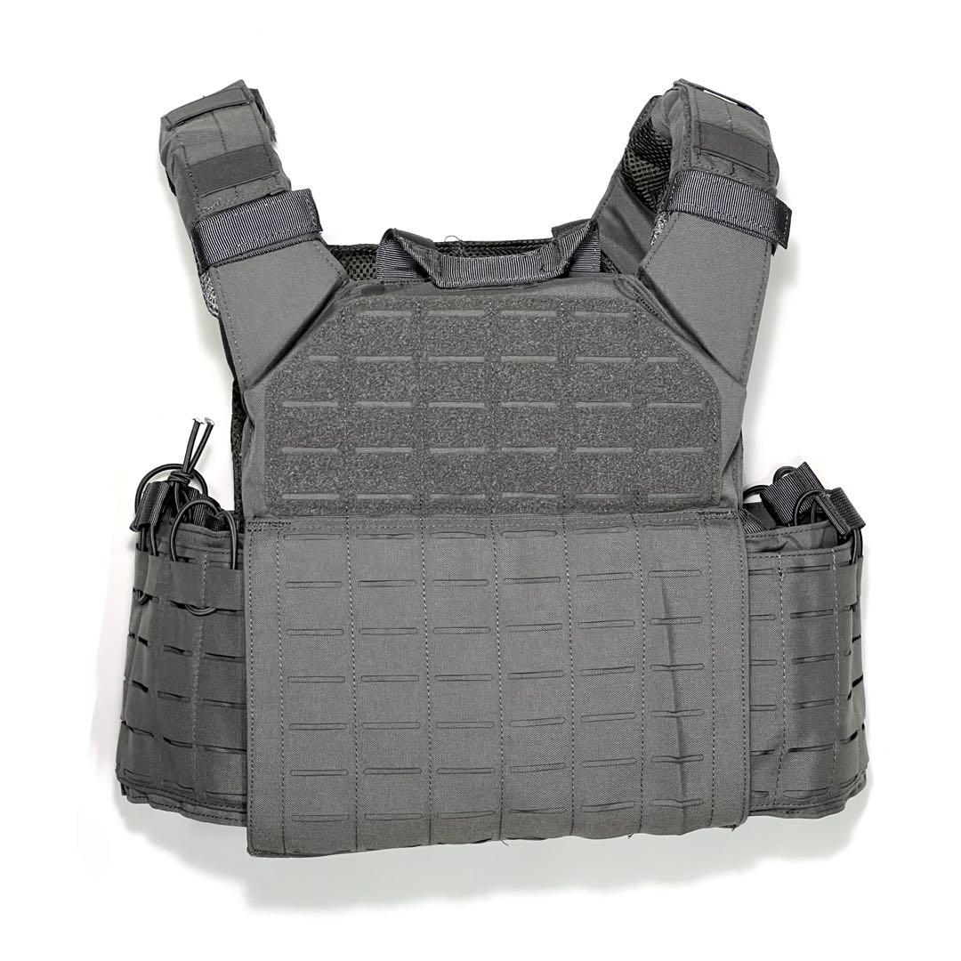 SHELLBACK TACTICAL プレートキャリア