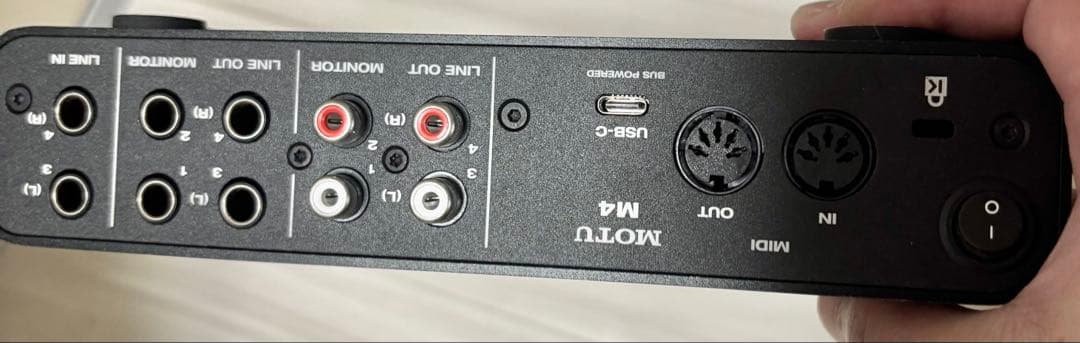 パーカッション・打楽器 motu m4