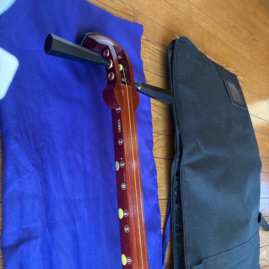 三味線本体 白色・茶色 ケース付き
