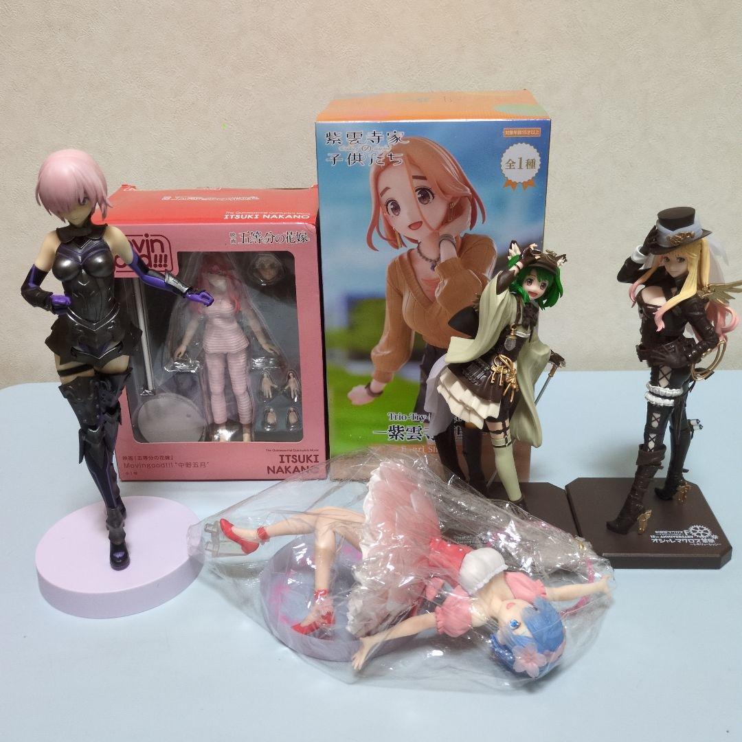 美少女フィギュア まとめ売り 7点セット - メルカリ