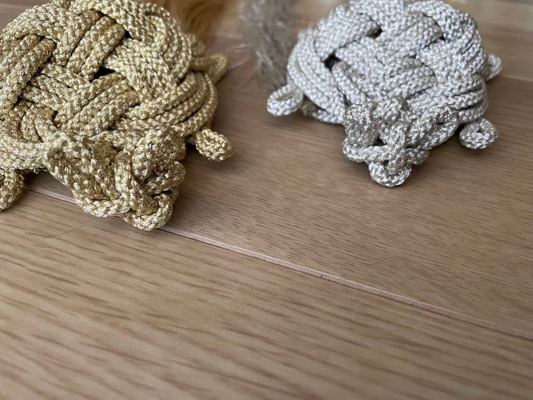 組紐　ハンドメイド　飾り亀　金銀