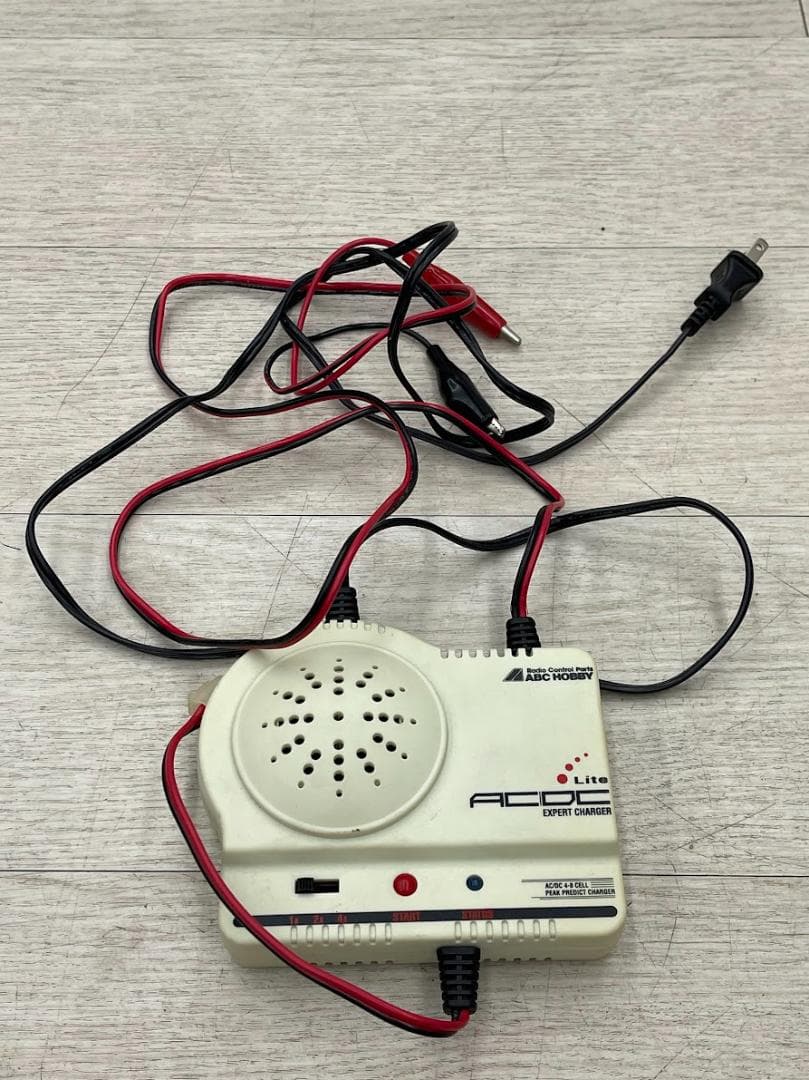 ヨコモ ドリフトパッケージ 4WD シャーシ KOプロポ セドリック 充電器