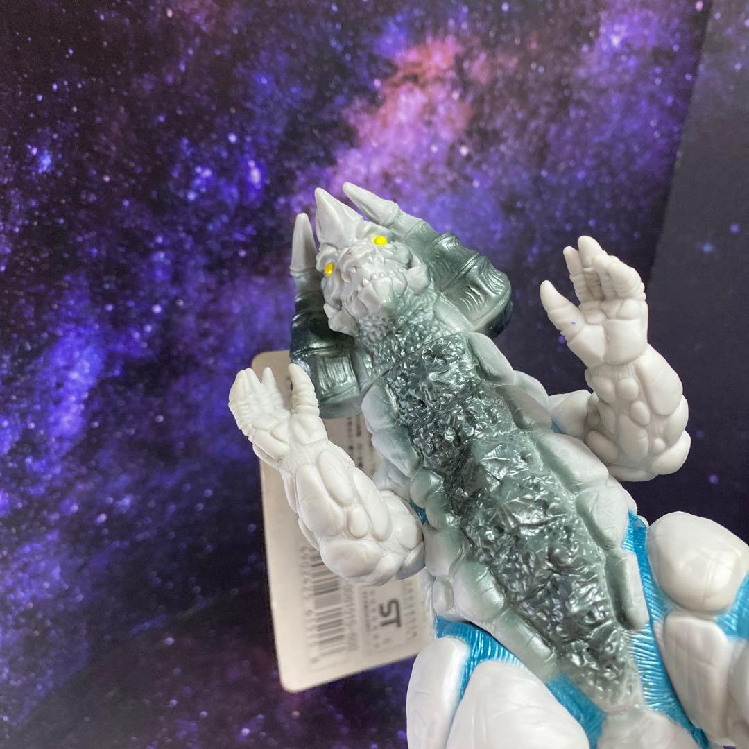 限定クローンシルバゴン 剛力怪獣 ウルトラ怪獣シリーズ99-EX ダイナ