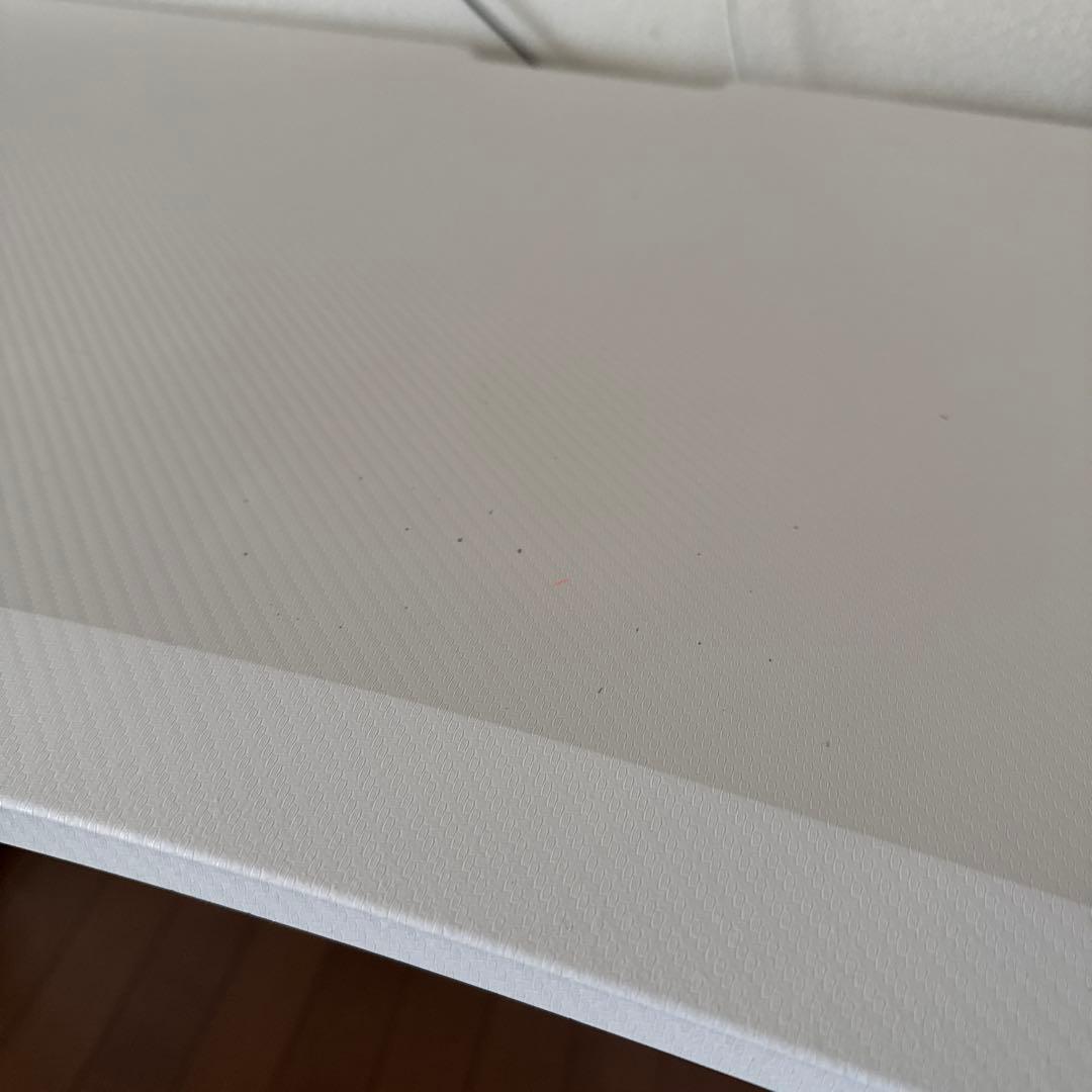 ゲーミングデスク　ホワイト 曲線デザイン デスク