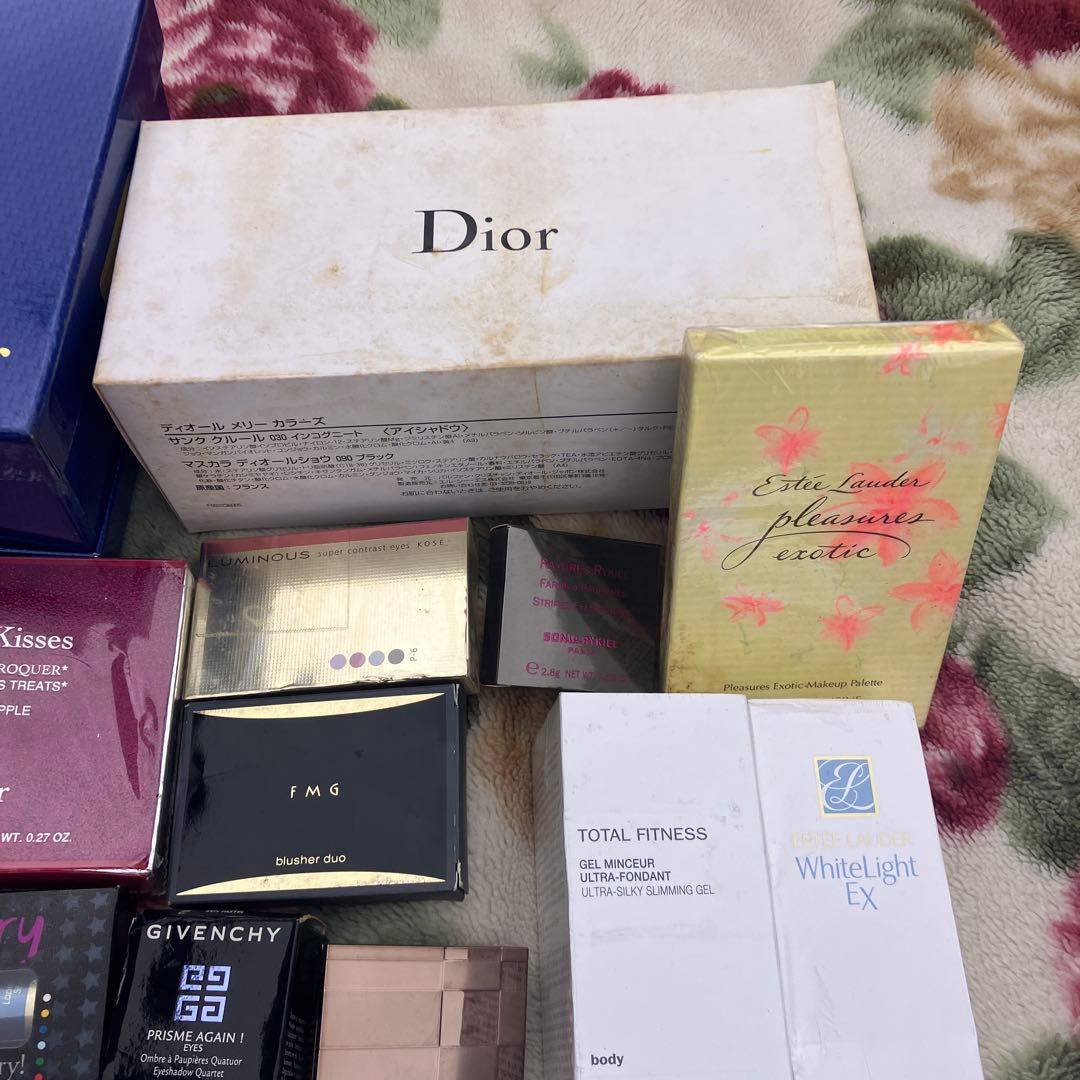 V*a様 化粧品まとめ売り　ブランド　Dior イブサンローラン