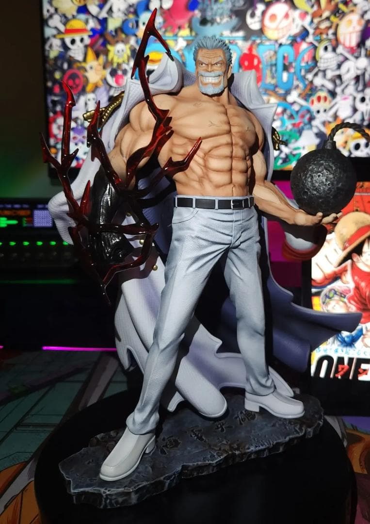 ワンピース 海軍の英雄 モンキー・D・ガープ ガレージキット