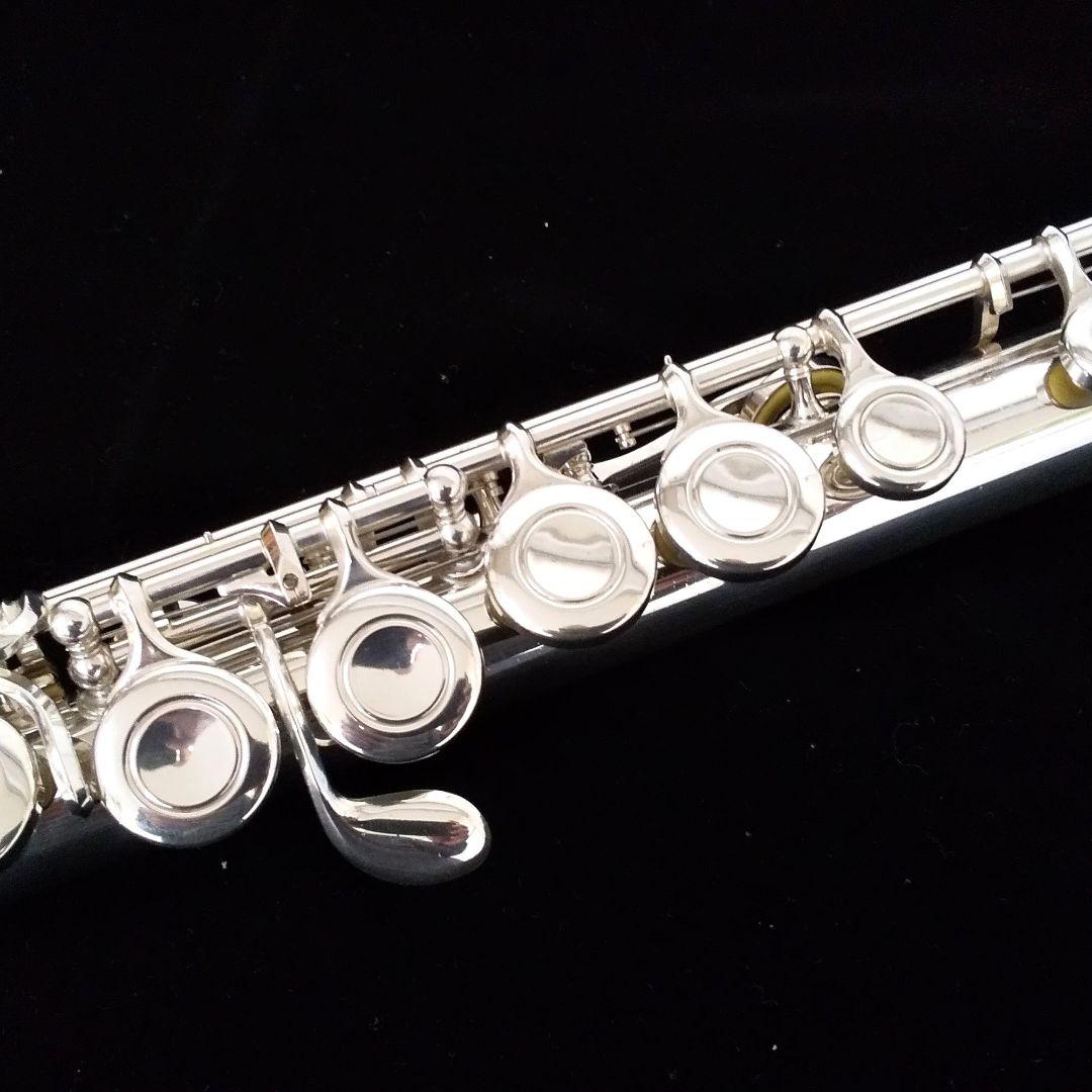 ♪森の工房♪人気抜群モデル‼️綺麗‼️ヤマハフルートYFL211SⅡ Eメカ