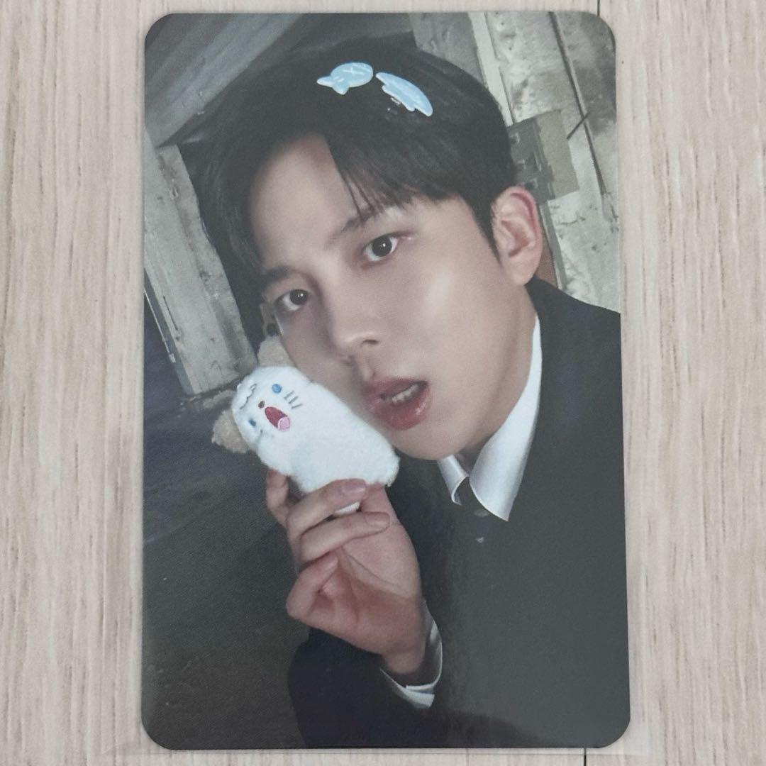 ATEEZ ジョンホ emart24 GOLDEN HOUR ラキドロ トレカ - メルカリ