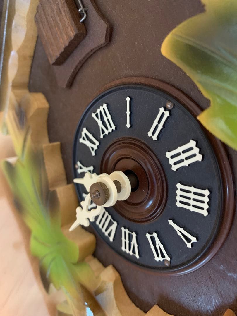 鳩時計　カッコウ時計　振り子付き掛け時計　おもり式　ドイツ　シュナイダー