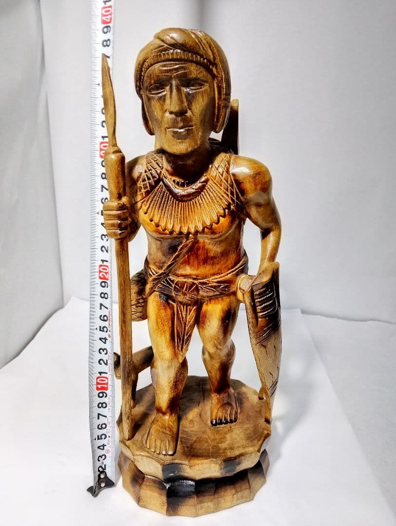 木製戦士像 盾と槍付き 約40cm