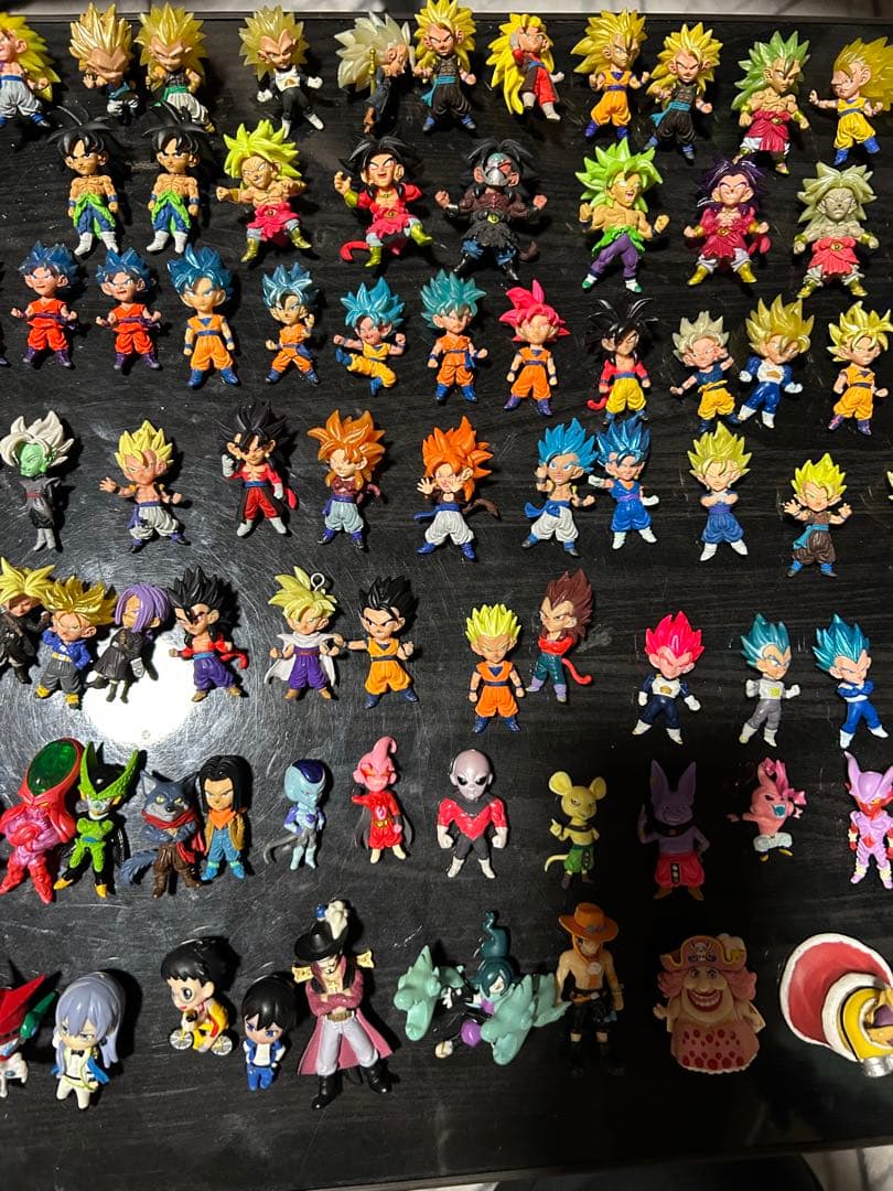 ドラゴンボール フィギュアセット AND多数のキャラクター