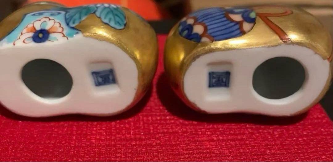 畑萬陶芸 犬筥 白菊文•牡丹文 金彩 狗筥 雛人形 雛祭り 焼き物 手毬