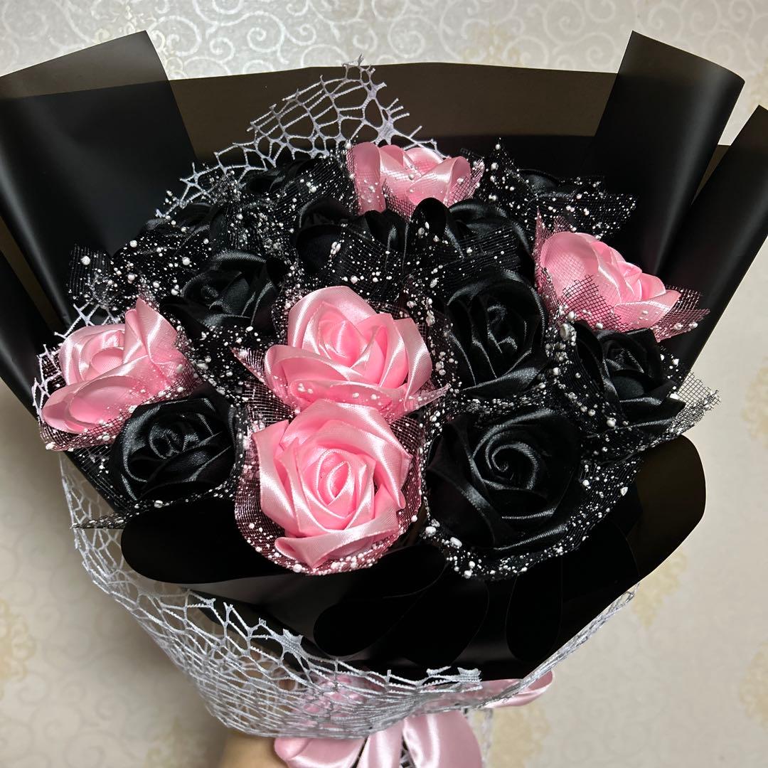 15本黒ピンクバラブーケアートフラワー 造花 特別なプレゼントお祝い 好きな人に