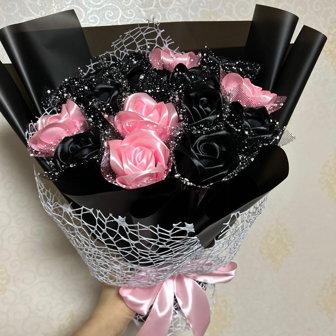 15本黒ピンクバラブーケアートフラワー 造花 特別なプレゼントお祝い 好きな人に