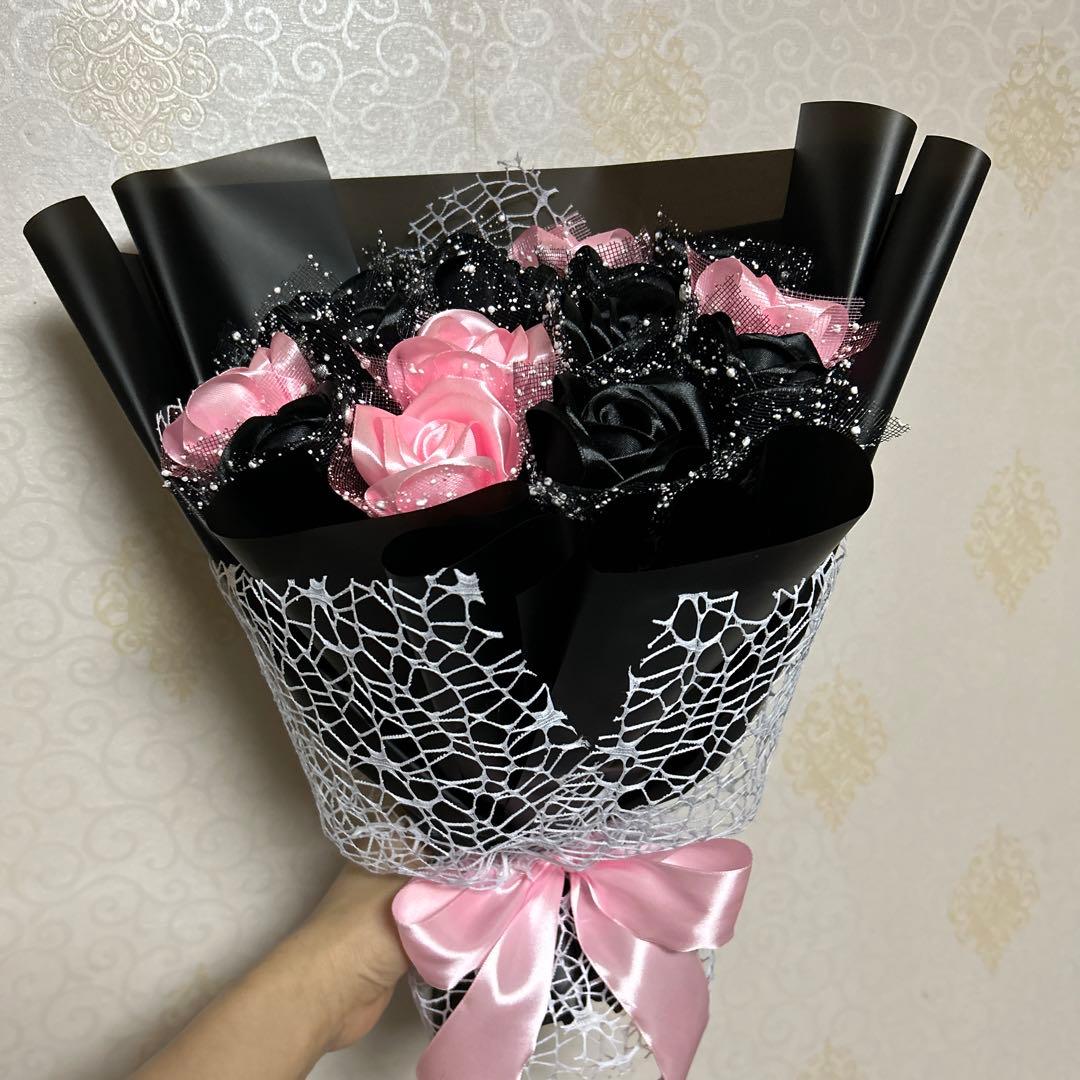 15本黒ピンクバラブーケアートフラワー 造花 特別なプレゼントお祝い 好きな人に