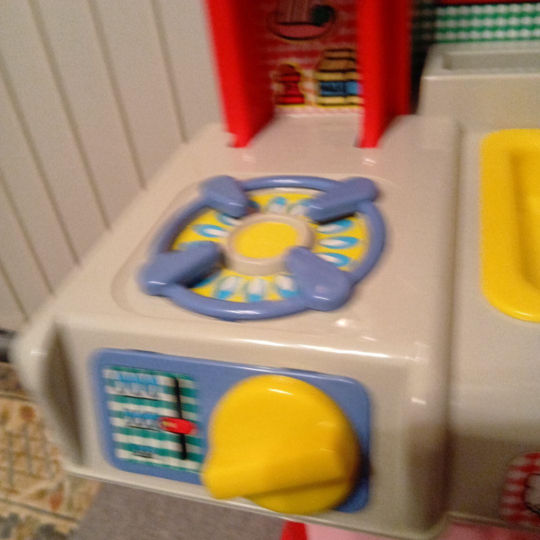 ハローキティ　初代　ままごとトントン　ママキッチン　送料込み。