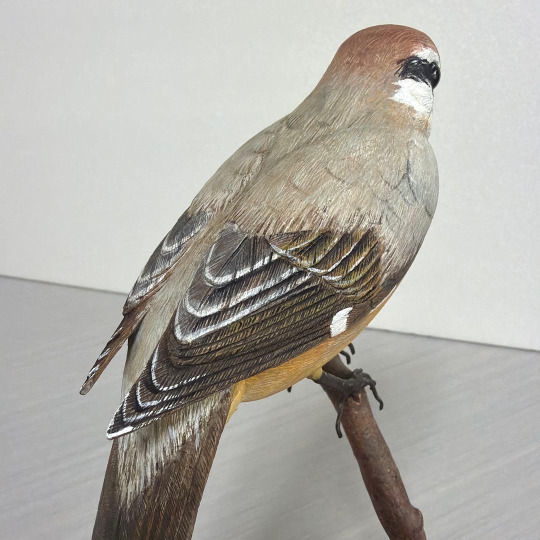 「モズ」　 木彫りの野鳥　リアルバードカービング　野鳥彫刻
