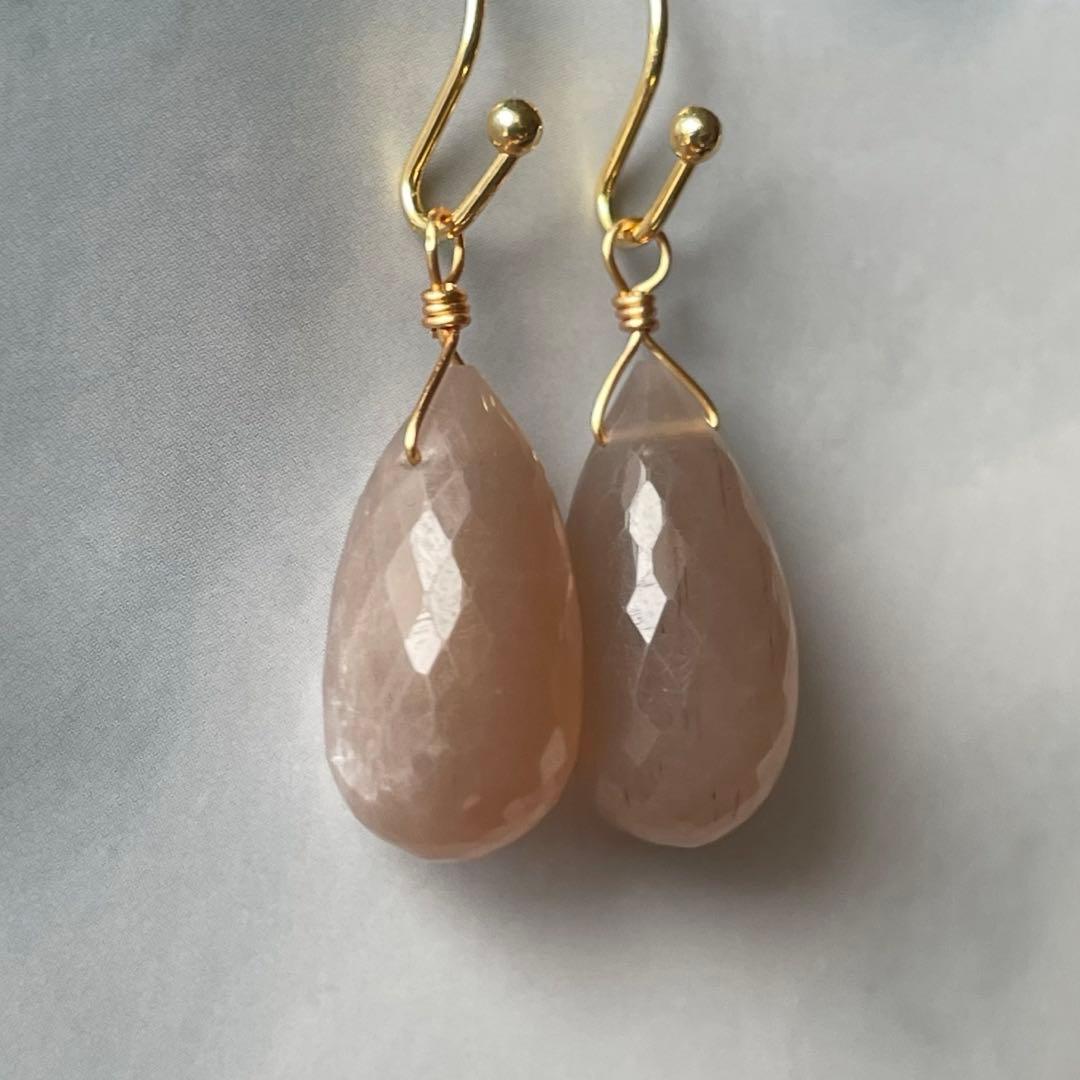 カフェラテブラウン 大粒 ムーンストーン 一粒 ドロップ ピアス