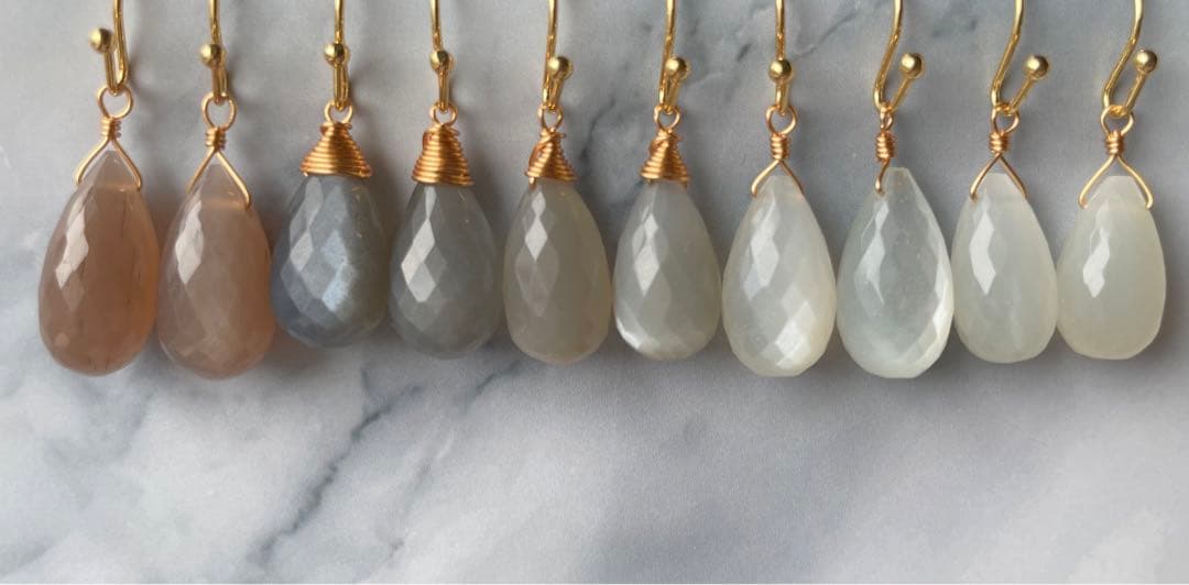 カフェラテブラウン 大粒 ムーンストーン 一粒 ドロップ ピアス