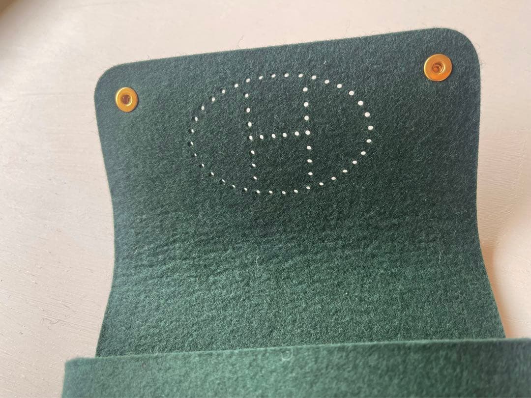 HERMES エルメス フェルト トランプケース ポーチ ダークグリーン