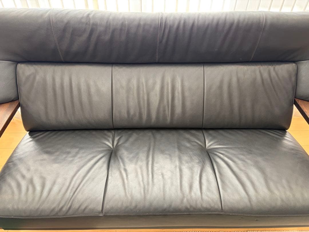 カリモク Chitano 本革 3人掛けソファ - メルカリ