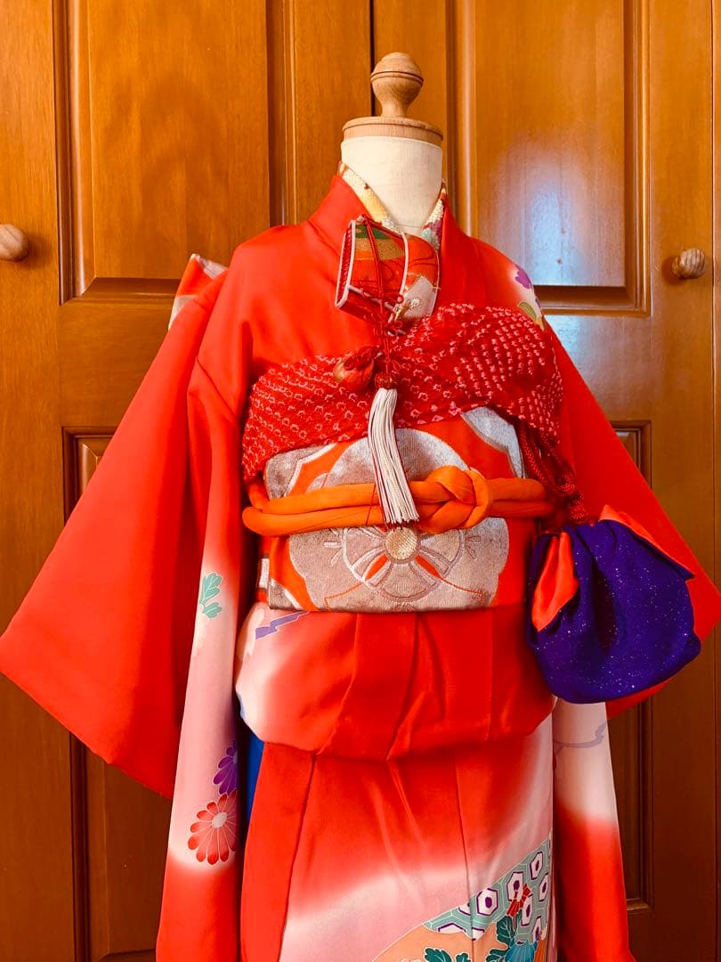 七五三　3歳から5歳の女の子のお支度　正絹手縫い　朱色と藍色のコントラスト