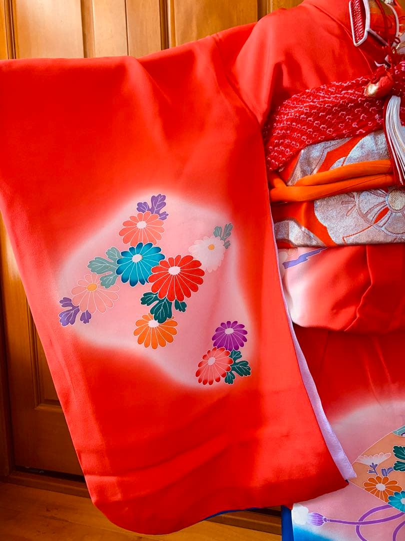 七五三　3歳から5歳の女の子のお支度　正絹手縫い　朱色と藍色のコントラスト