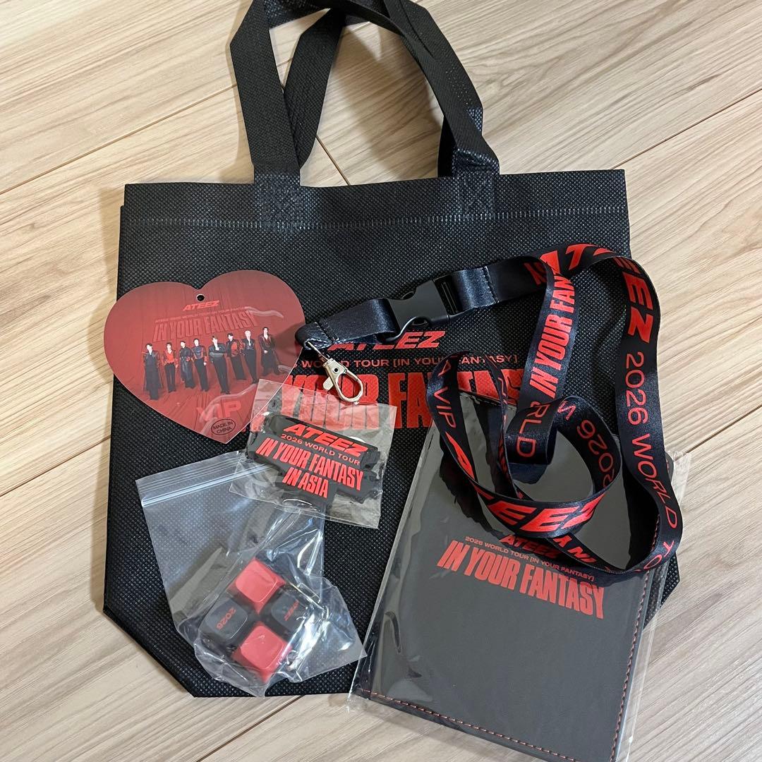ATEEZ アジアツアー シンガポール Fantasy VIP特典 - メルカリ
