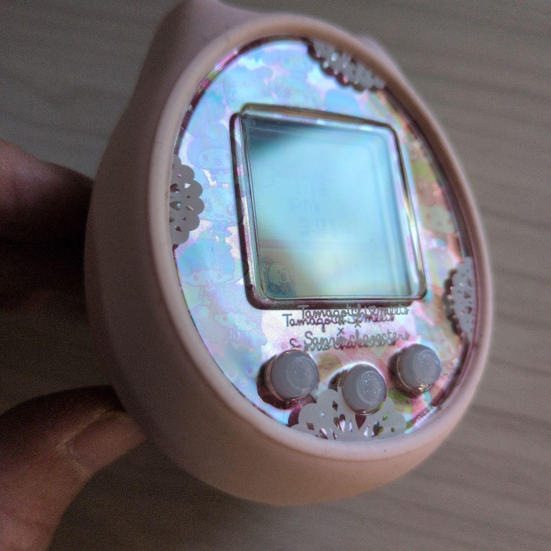 たまごっちみーつサンリオキャラクターズ　ピンク