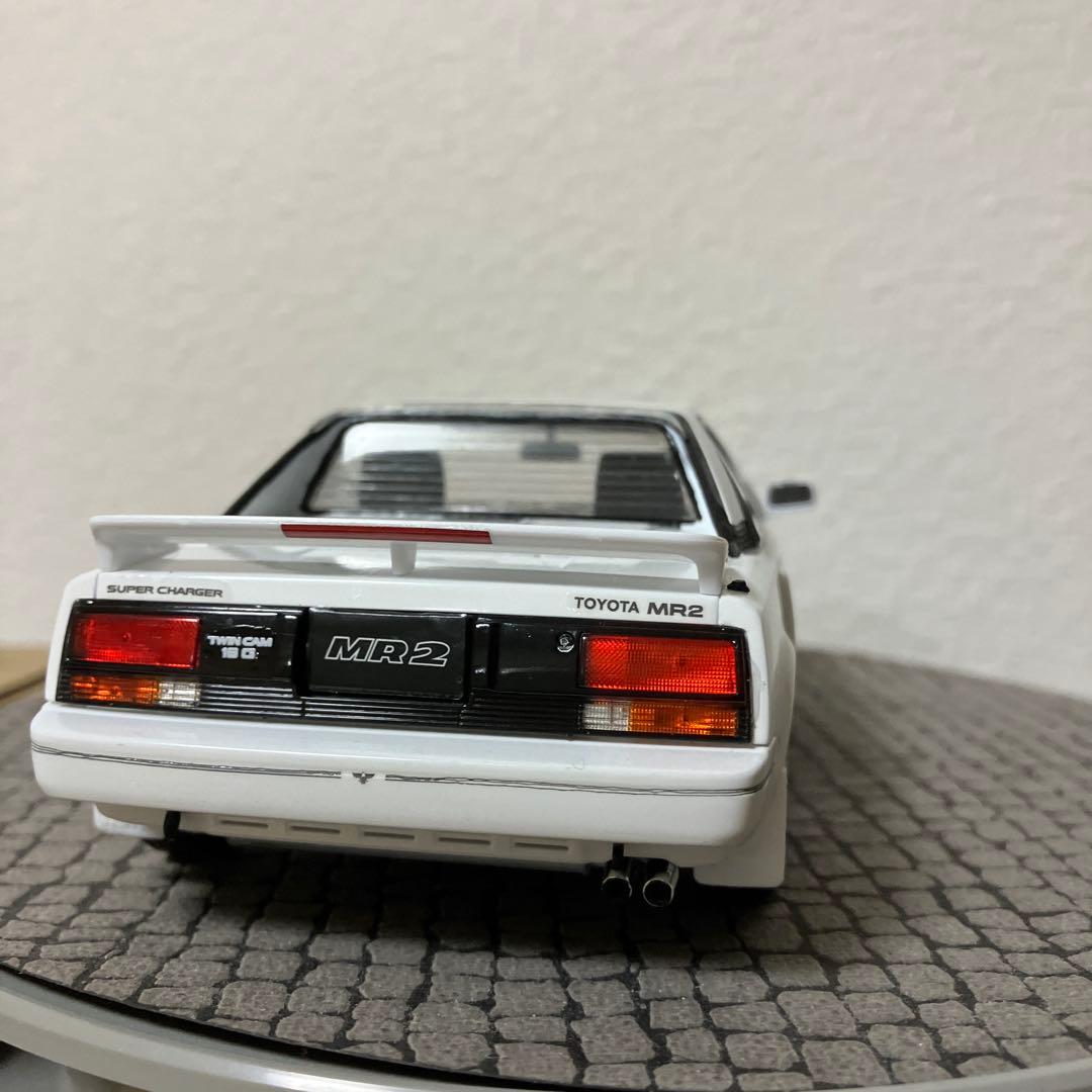 ハセガワ トヨタ MR2 AW11 ホワイト プラモデル　ジオラマ