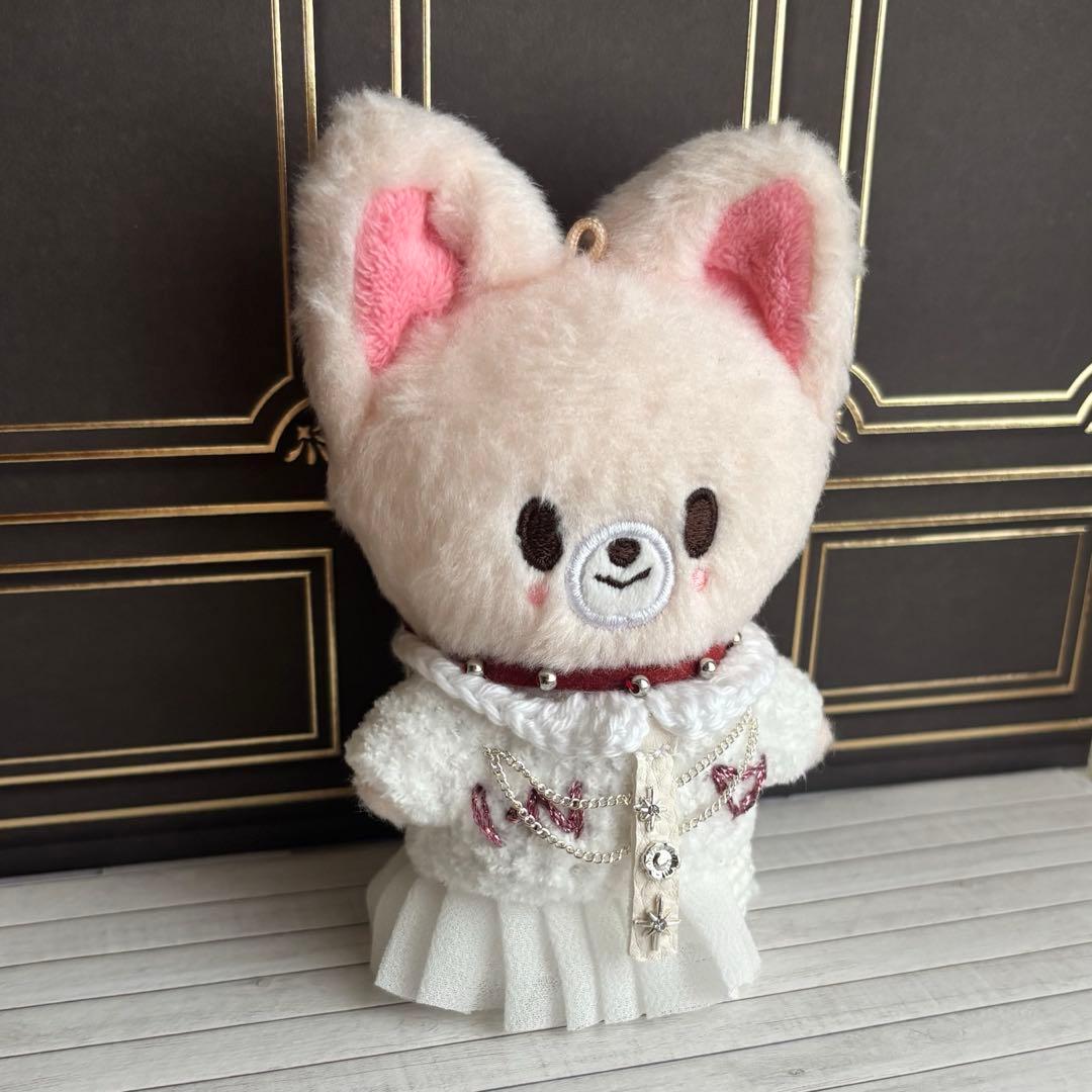 ゆうち様完成写真⓶ skzoo10cmぬいぐるみ用　衣装