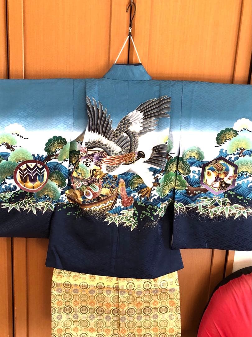 七五三用　伝統着物 羽織 袴 小物 金 黒 鷹 松