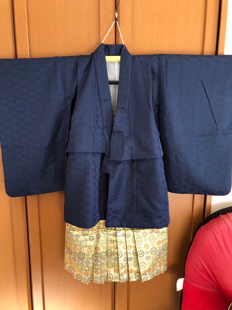 七五三用　伝統着物 羽織 袴 小物 金 黒 鷹 松