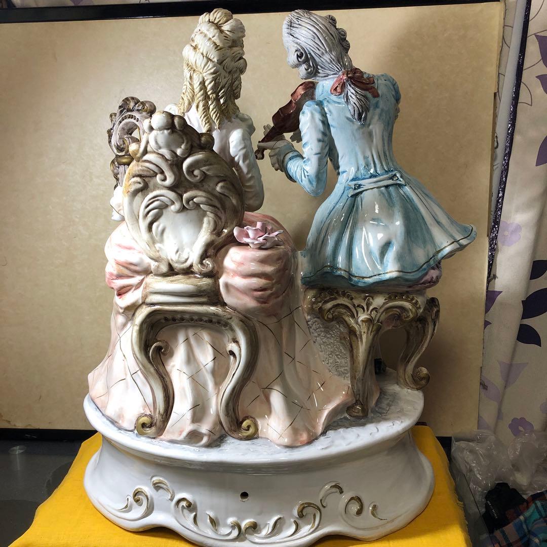 特大イタリア陶磁器製置物