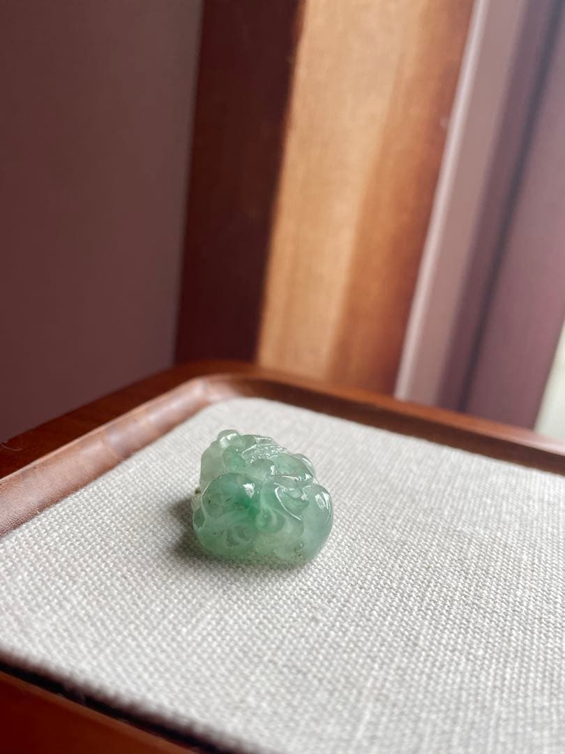 ミャンマー本翡翠 貔貅 ネックレストップ