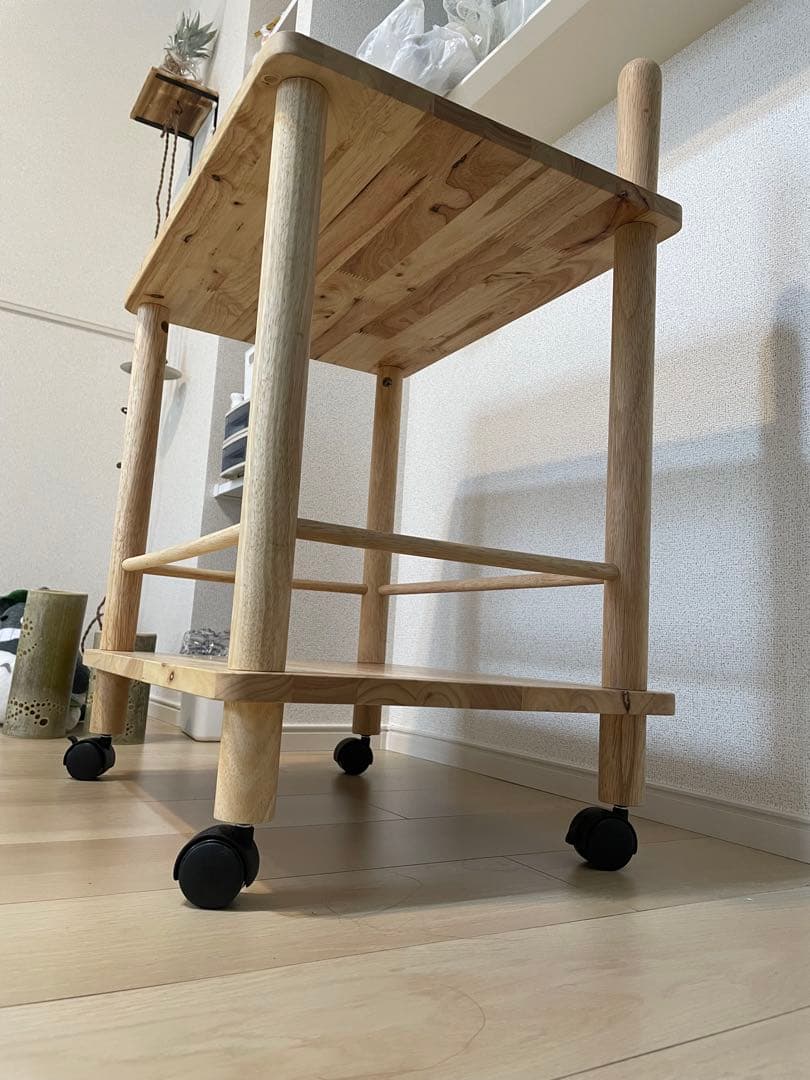 木製サイドテーブル 2段棚 キャスター付き