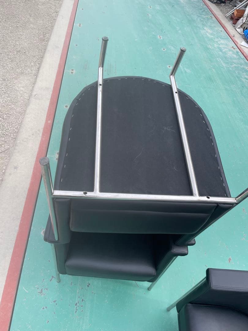 合皮クラブチェア◎ モダンデザインラウンジチェア／店舗・サロン・書斎1\3