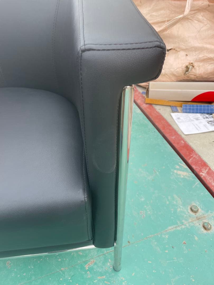 合皮クラブチェア◎ モダンデザインラウンジチェア／店舗・サロン・書斎1\3