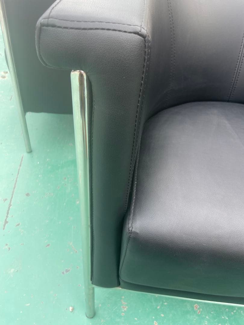 合皮クラブチェア◎ モダンデザインラウンジチェア／店舗・サロン・書斎1\3