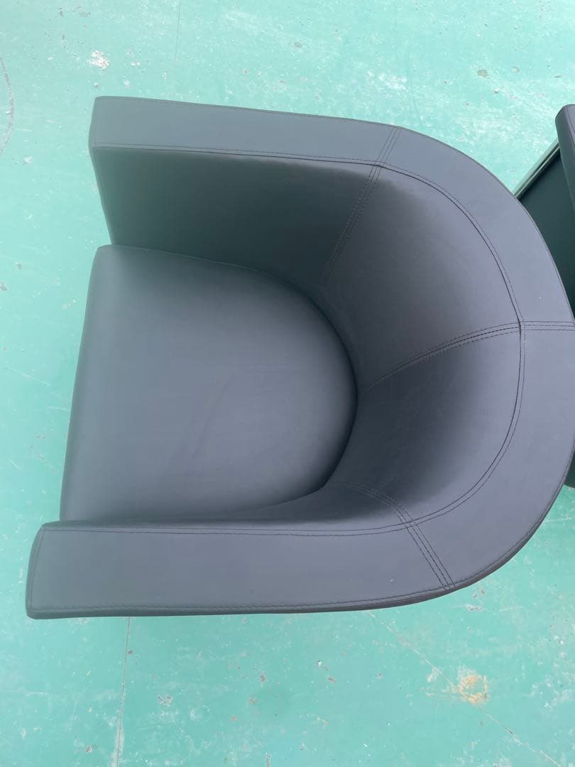 合皮クラブチェア◎ モダンデザインラウンジチェア／店舗・サロン・書斎1\3