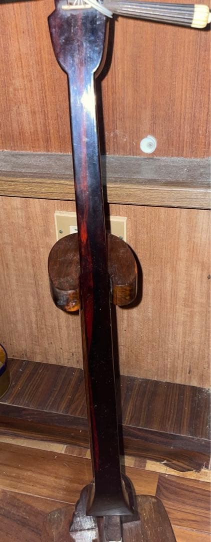 新栄堂　沖縄三線　棹のみ　黒木？　ユシ？　マカビ