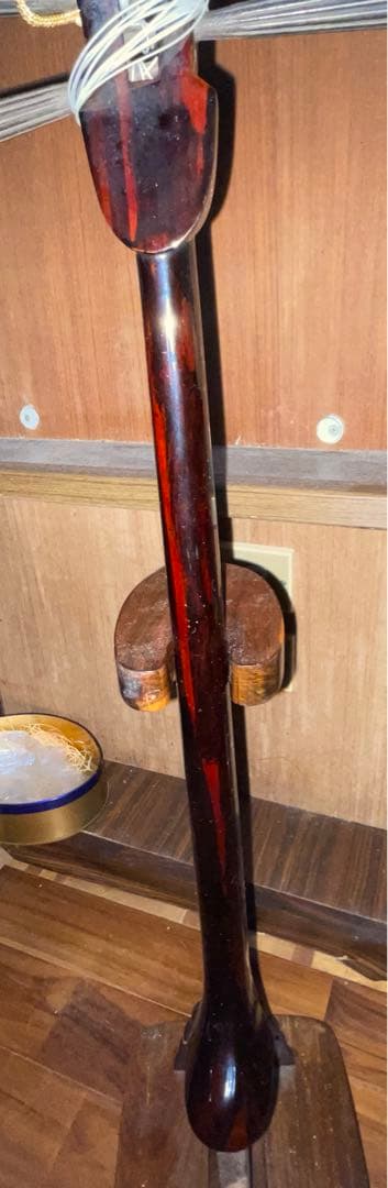 新栄堂　沖縄三線　棹のみ　黒木？　ユシ？　マカビ