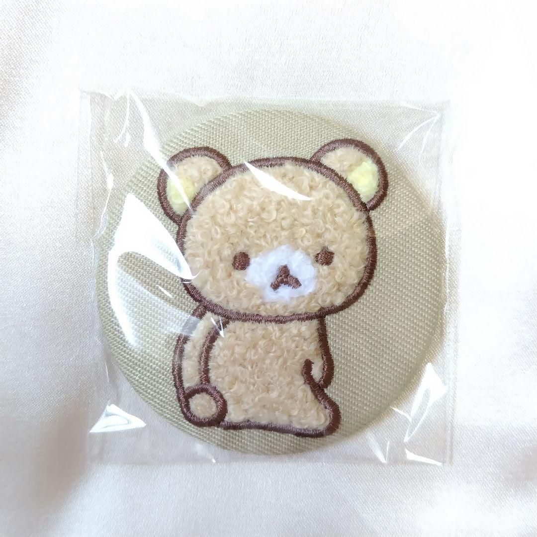 リラックマ もこもこボア缶バッジ - メルカリ