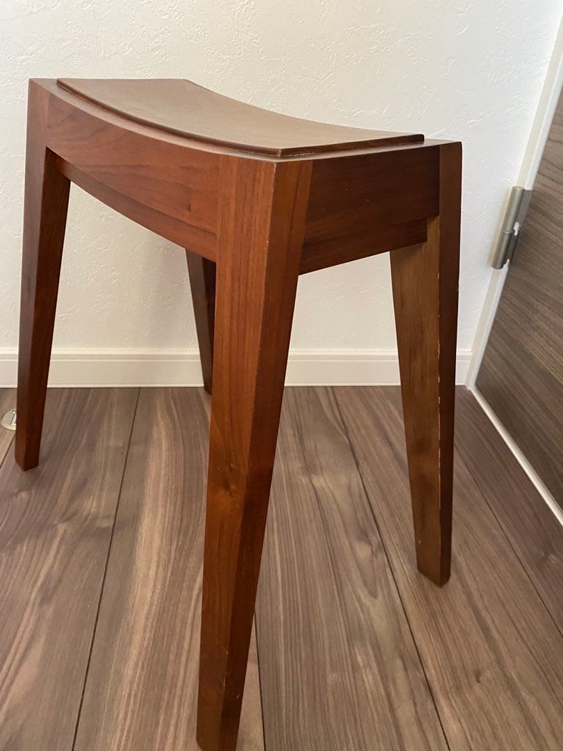 サラサデザイン　スタッキングスツール　チェア